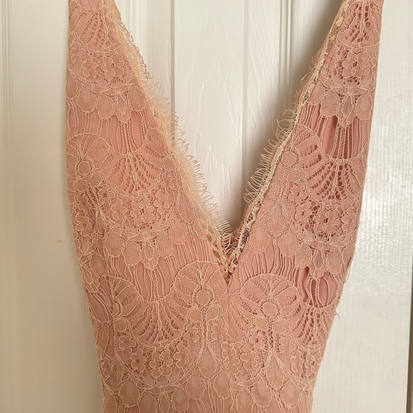 Revolve Style Stalker Lace Romper - Picture 5 of 6